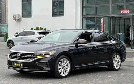 Volkswagen Passat B8 рестайлинг, 2023 год, 1 690 000 рублей, 3 фотография