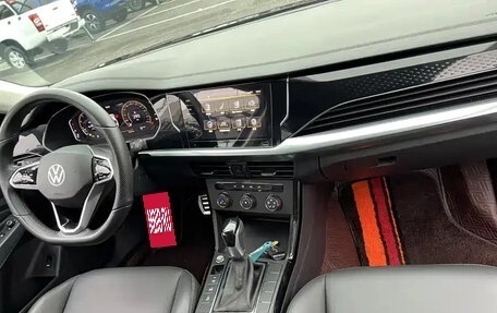 Volkswagen Passat B8 рестайлинг, 2023 год, 1 690 000 рублей, 10 фотография