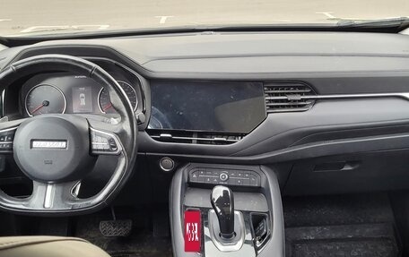 Haval F7 I, 2019 год, 1 390 000 рублей, 10 фотография