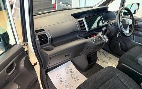 Honda Stepwgn IV, 2010 год, 1 449 000 рублей, 12 фотография