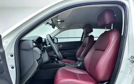 Honda Vezel, 2023 год, 1 335 000 рублей, 19 фотография
