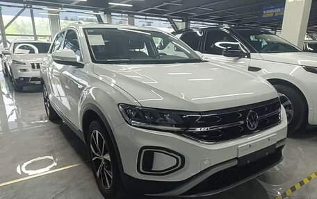 Volkswagen T-Roc I, 2026 год, 2 000 000 рублей, 2 фотография