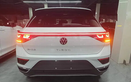 Volkswagen T-Roc I, 2026 год, 2 000 000 рублей, 8 фотография