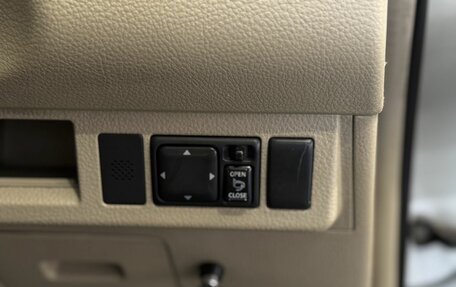 Nissan Tiida, 2005 год, 407 000 рублей, 13 фотография