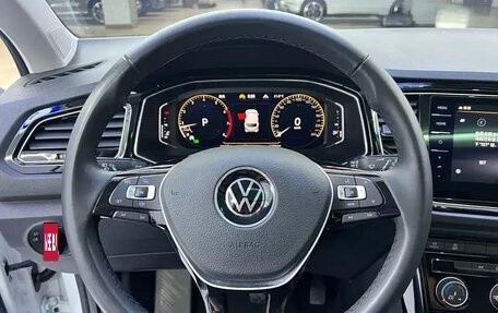 Volkswagen T-Roc I, 2023 год, 1 490 000 рублей, 7 фотография