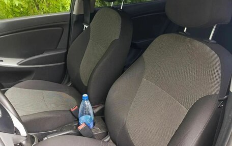 Hyundai Solaris II рестайлинг, 2012 год, 750 000 рублей, 7 фотография