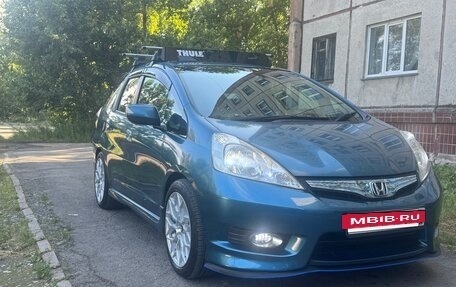 Honda Fit Shuttle I рестайлинг, 2011 год, 1 000 000 рублей, 13 фотография