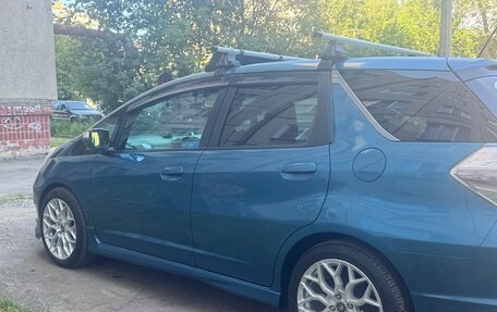 Honda Fit Shuttle I рестайлинг, 2011 год, 1 000 000 рублей, 16 фотография