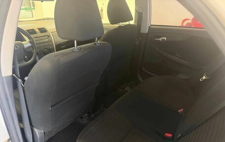Toyota Corolla, 2011 год, 1 100 000 рублей, 8 фотография