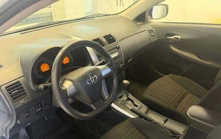 Toyota Corolla, 2011 год, 1 100 000 рублей, 12 фотография
