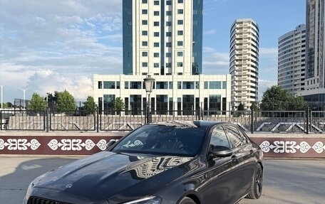 Mercedes-Benz E-Класс, 2021 год, 5 000 000 рублей, 2 фотография