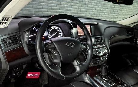 Infiniti Q70 I, 2015 год, 2 080 000 рублей, 12 фотография