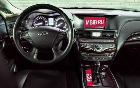 Infiniti Q70 I, 2015 год, 2 080 000 рублей, 23 фотография