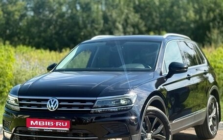 Volkswagen Tiguan II, 2017 год, 2 450 000 рублей, 2 фотография