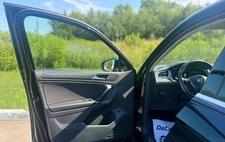 Volkswagen Tiguan II, 2017 год, 2 450 000 рублей, 29 фотография