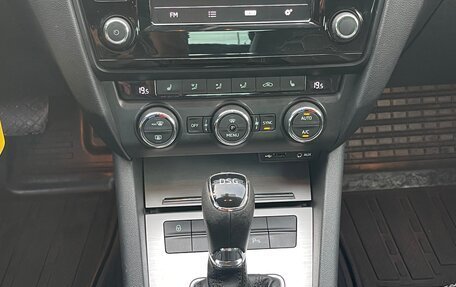 Skoda Octavia, 2016 год, 1 575 000 рублей, 21 фотография