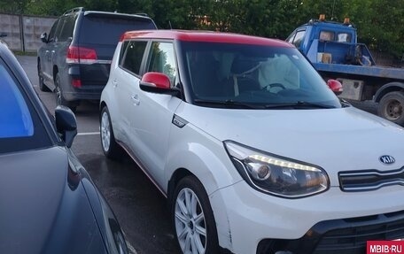 KIA Soul II рестайлинг, 2017 год, 750 000 рублей, 5 фотография