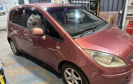 Mitsubishi Colt VI рестайлинг, 2002 год, 490 000 рублей, 3 фотография