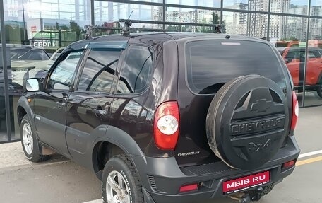Chevrolet Niva I рестайлинг, 2010 год, 390 000 рублей, 6 фотография