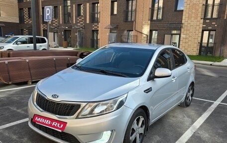 KIA Rio III рестайлинг, 2012 год, 900 000 рублей, 18 фотография