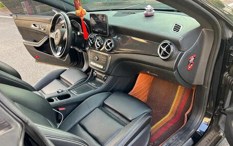 Mercedes-Benz CLA, 2018 год, 1 650 000 рублей, 8 фотография
