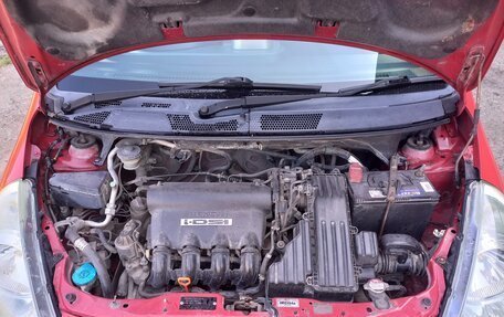 Honda Fit III, 2001 год, 350 000 рублей, 16 фотография