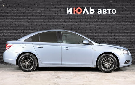 Chevrolet Cruze II, 2010 год, 580 000 рублей, 8 фотография