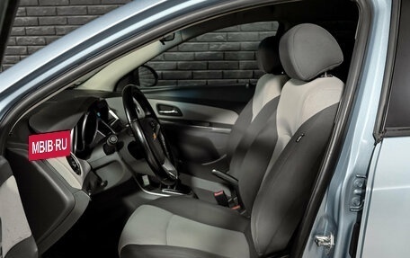 Chevrolet Cruze II, 2010 год, 580 000 рублей, 9 фотография