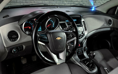 Chevrolet Cruze II, 2010 год, 580 000 рублей, 11 фотография