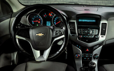Chevrolet Cruze II, 2010 год, 580 000 рублей, 16 фотография