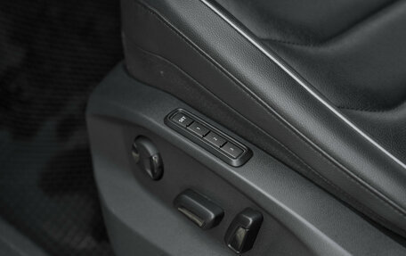 Volkswagen Tiguan II, 2021 год, 2 647 000 рублей, 6 фотография