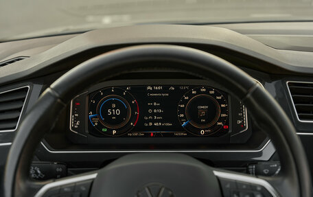 Volkswagen Tiguan II, 2021 год, 2 647 000 рублей, 16 фотография