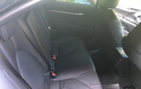 Toyota Camry, 2019 год, 2 000 000 рублей, 6 фотография