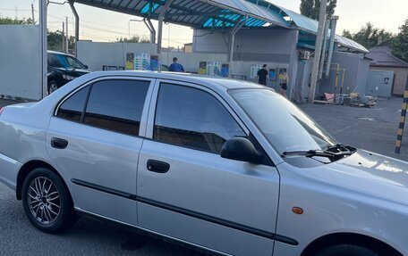 Hyundai Accent II, 2009 год, 550 000 рублей, 2 фотография