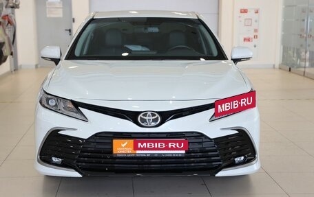 Toyota Camry, 2021 год, 2 990 000 рублей, 2 фотография