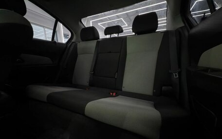 Chevrolet Cruze II, 2013 год, 900 000 рублей, 21 фотография