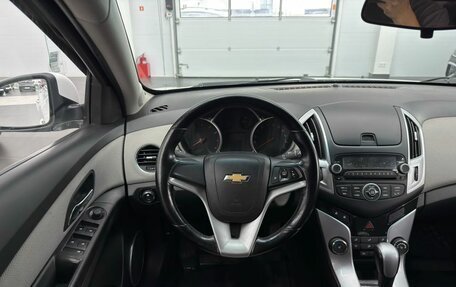 Chevrolet Cruze II, 2013 год, 900 000 рублей, 15 фотография