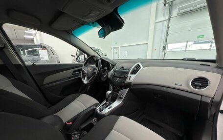 Chevrolet Cruze II, 2013 год, 900 000 рублей, 18 фотография