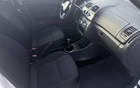 Skoda Fabia II, 2014 год, 490 000 рублей, 12 фотография