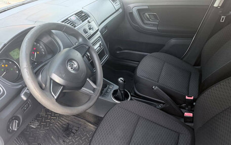 Skoda Fabia II, 2014 год, 490 000 рублей, 8 фотография
