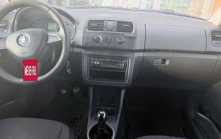 Skoda Fabia II, 2014 год, 490 000 рублей, 9 фотография