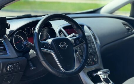Opel Astra J, 2013 год, 900 000 рублей, 10 фотография
