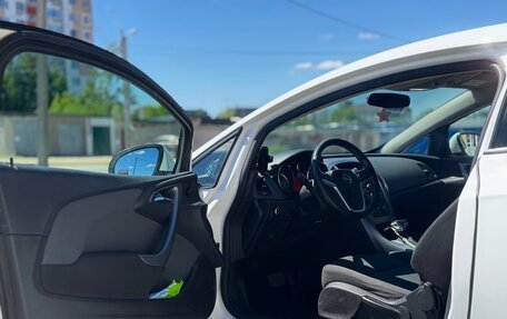 Opel Astra J, 2013 год, 900 000 рублей, 9 фотография