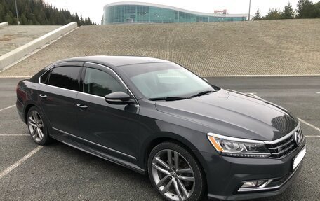 Volkswagen Passat B8 рестайлинг, 2016 год, 1 800 000 рублей, 3 фотография