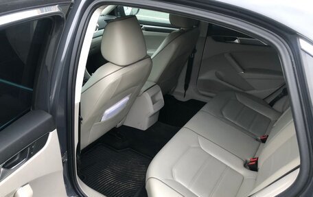 Volkswagen Passat B8 рестайлинг, 2016 год, 1 800 000 рублей, 10 фотография