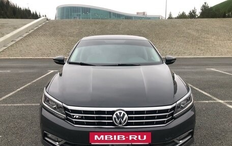 Volkswagen Passat B8 рестайлинг, 2016 год, 1 800 000 рублей, 5 фотография