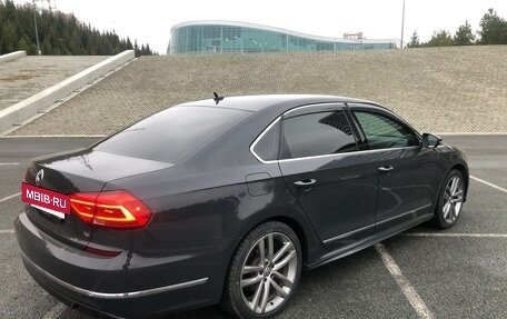 Volkswagen Passat B8 рестайлинг, 2016 год, 1 800 000 рублей, 14 фотография