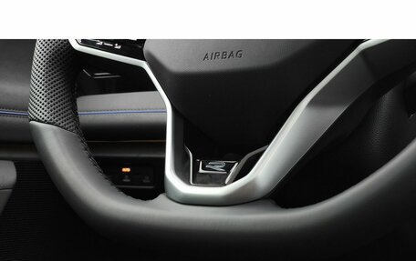 Volkswagen Tiguan, 2026 год, 5 260 000 рублей, 24 фотография