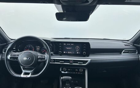 KIA K5, 2021 год, 2 350 000 рублей, 13 фотография