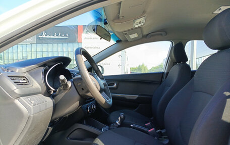 KIA Rio III рестайлинг, 2014 год, 684 000 рублей, 20 фотография